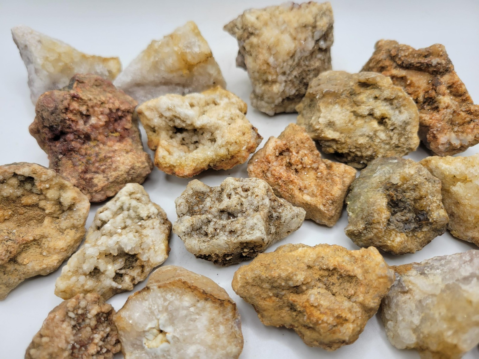 1.5 lb Kentucky Quartz Geode Pieces