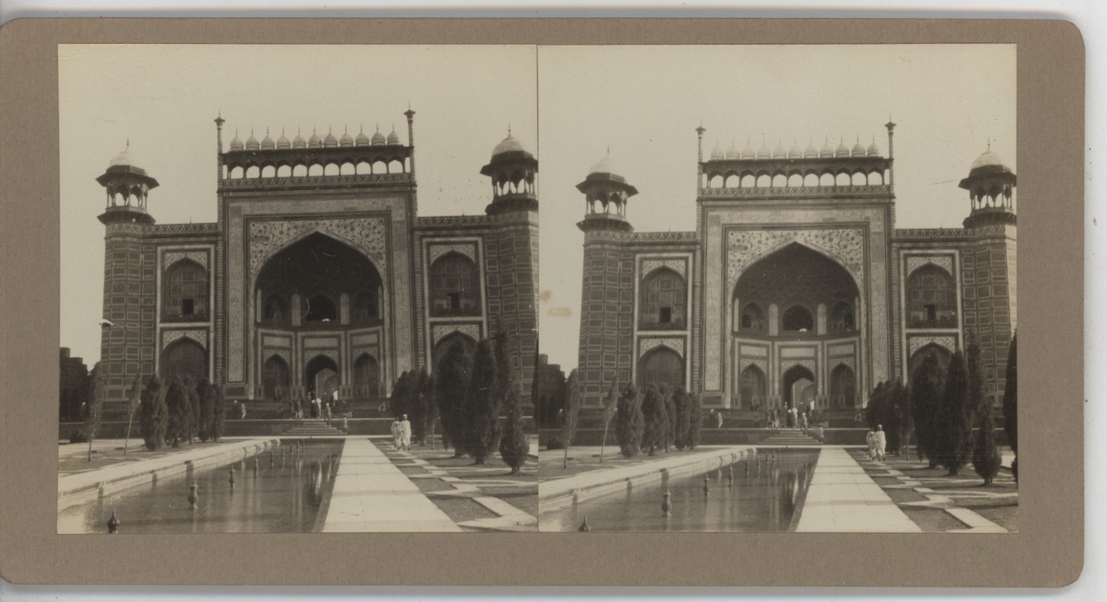 Agra India – Near View Entrance Gate to Taj Mahal Stereoview c1910