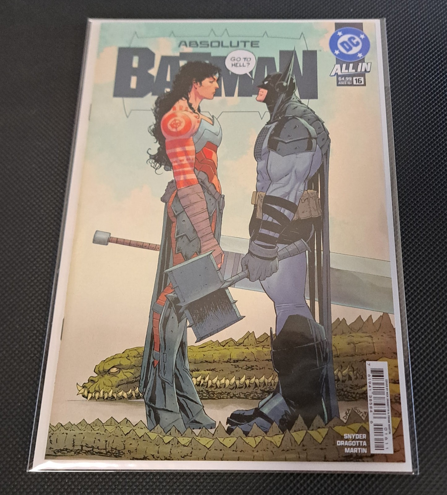 Absolute Batman comic lot, 1st Prints, 3, 9, 11, 12-17, Annual 1, Arkham