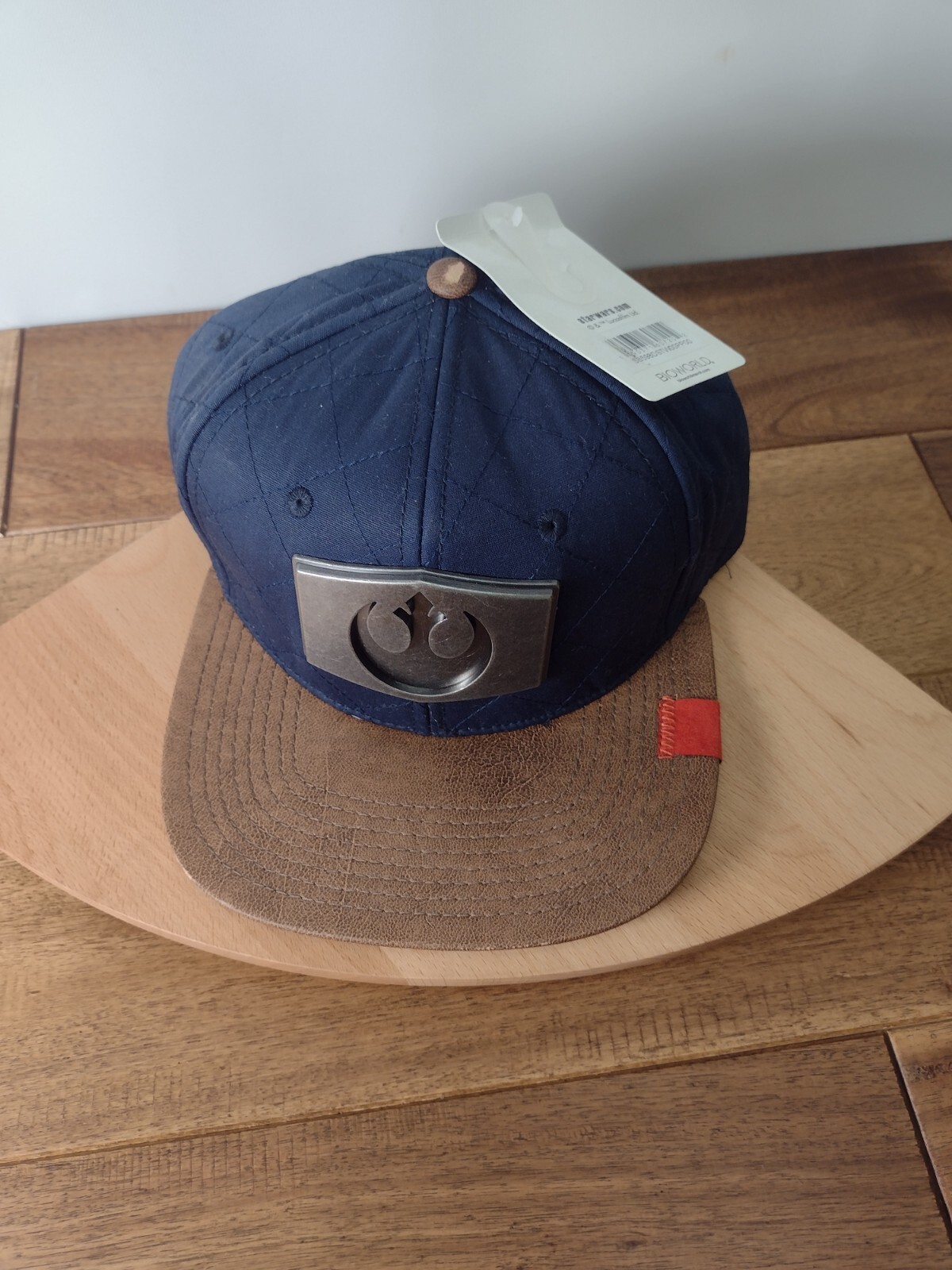 Star Wars Han Solo Snapback Hat ***see photos*** – Cosmetic defect to top of hat
