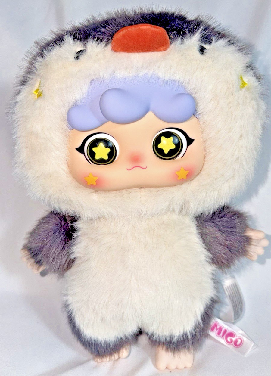 Migo 400% Give Yourself a Hug Plush Series – Embrace Vena in the Stars w/card