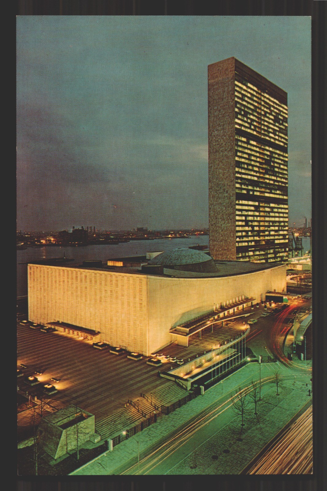 Unposted United Nations Headquarters East River Night Chrome Postcard Vtg