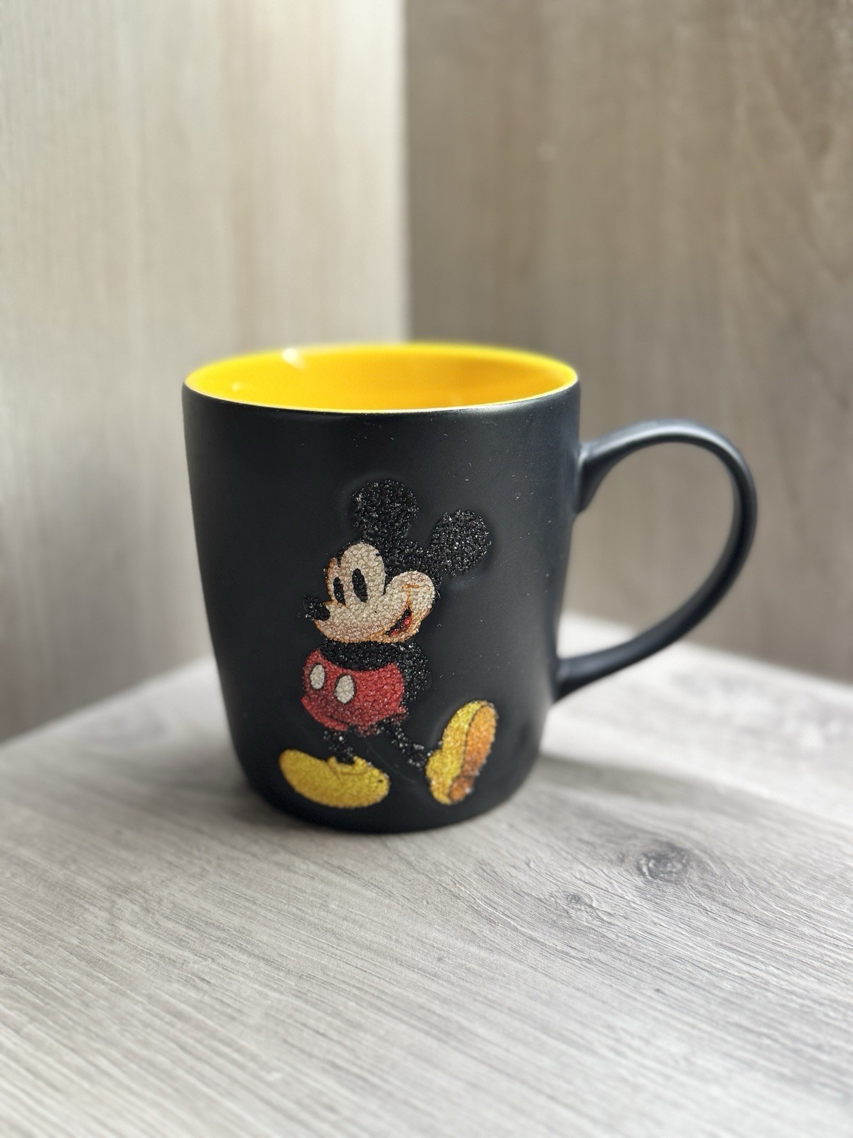 Disneyland Paris Mickey Mouse Mug Black Yellow Glitter Rhinestone 9.5cm