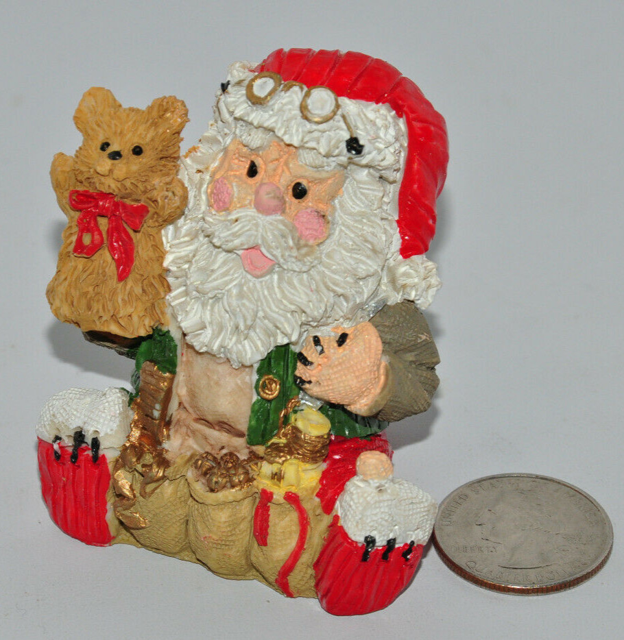 1997 Spain’s Philadelphia 3″ SANTA HOLDING Bear Christmas Decore 3982-50720