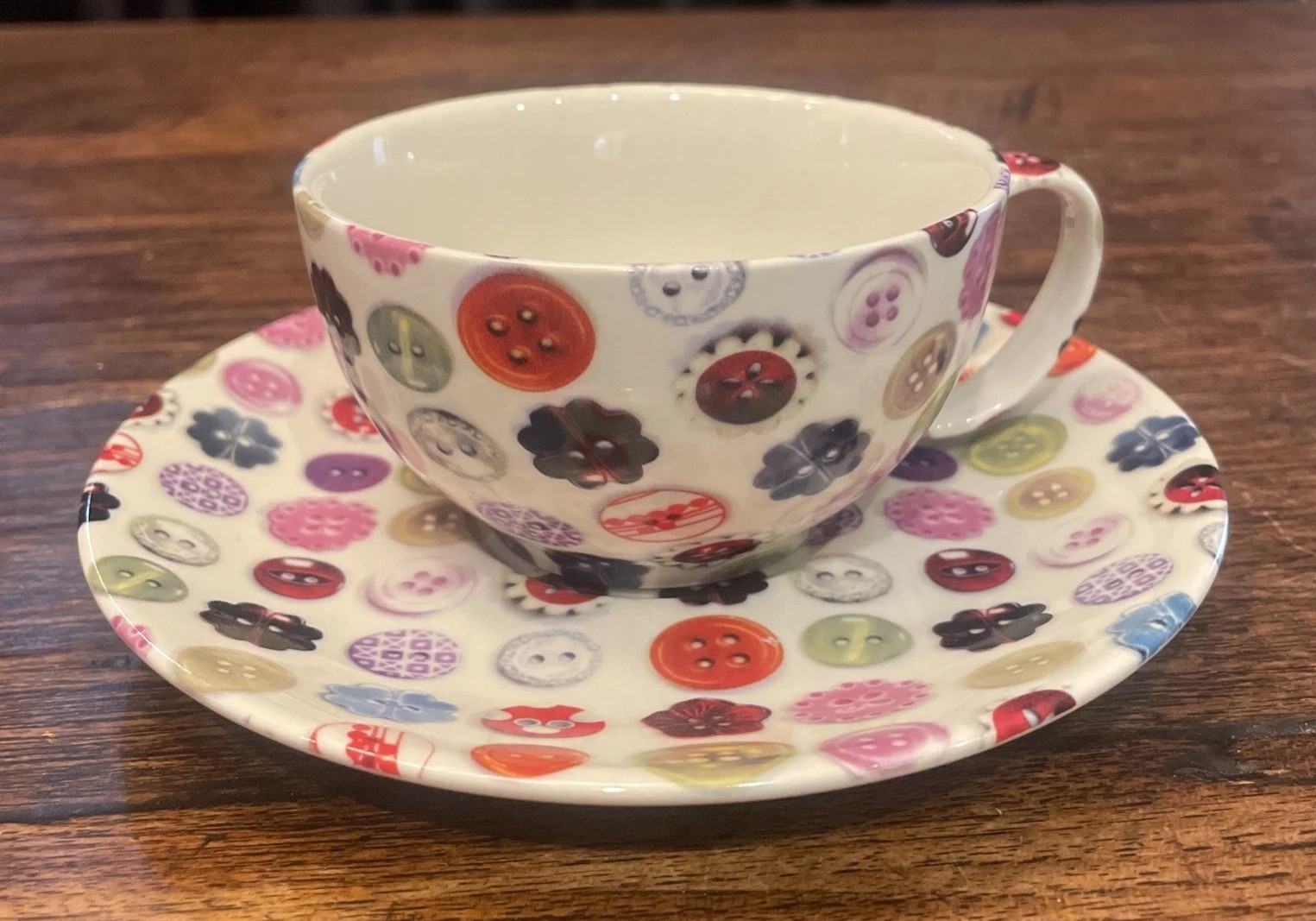 Avoca Nest Ireland “Buttons” Coffee/Tea Cup & Saucer Set
