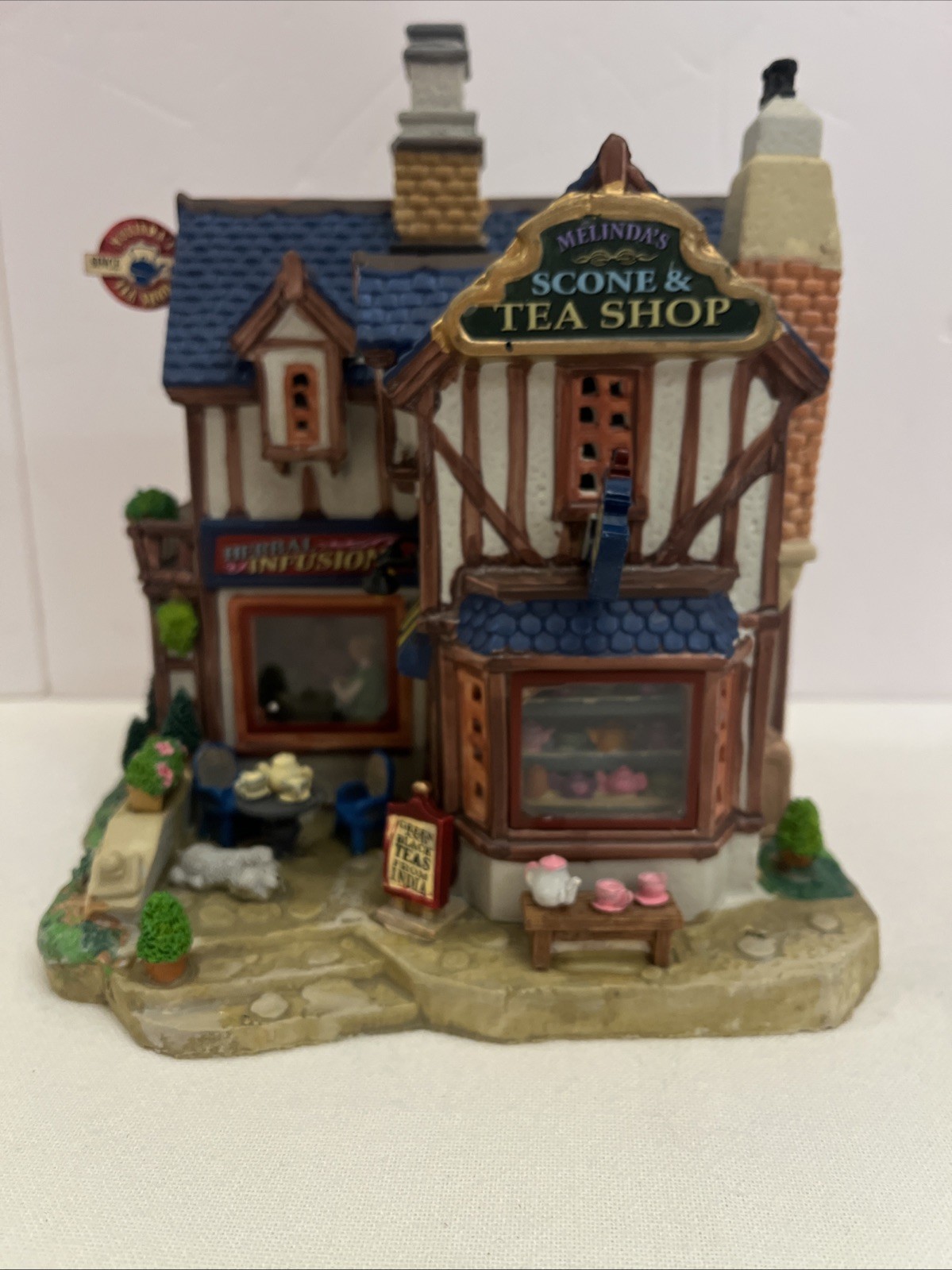New Lemax Melinda’s Scone & Tea Shop 2010 Michaels Retired Cord Not Included NIB