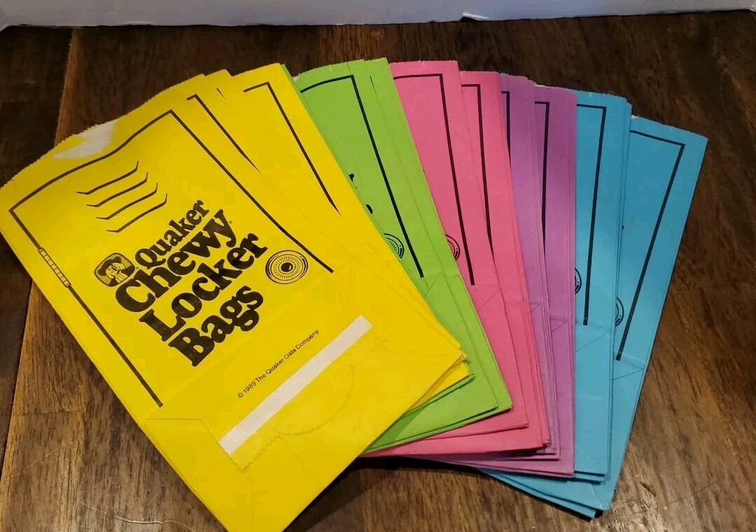 Vintage Quaker Chewy Locker Bags Advertising Paper Lunch Bags Florescent Set 20