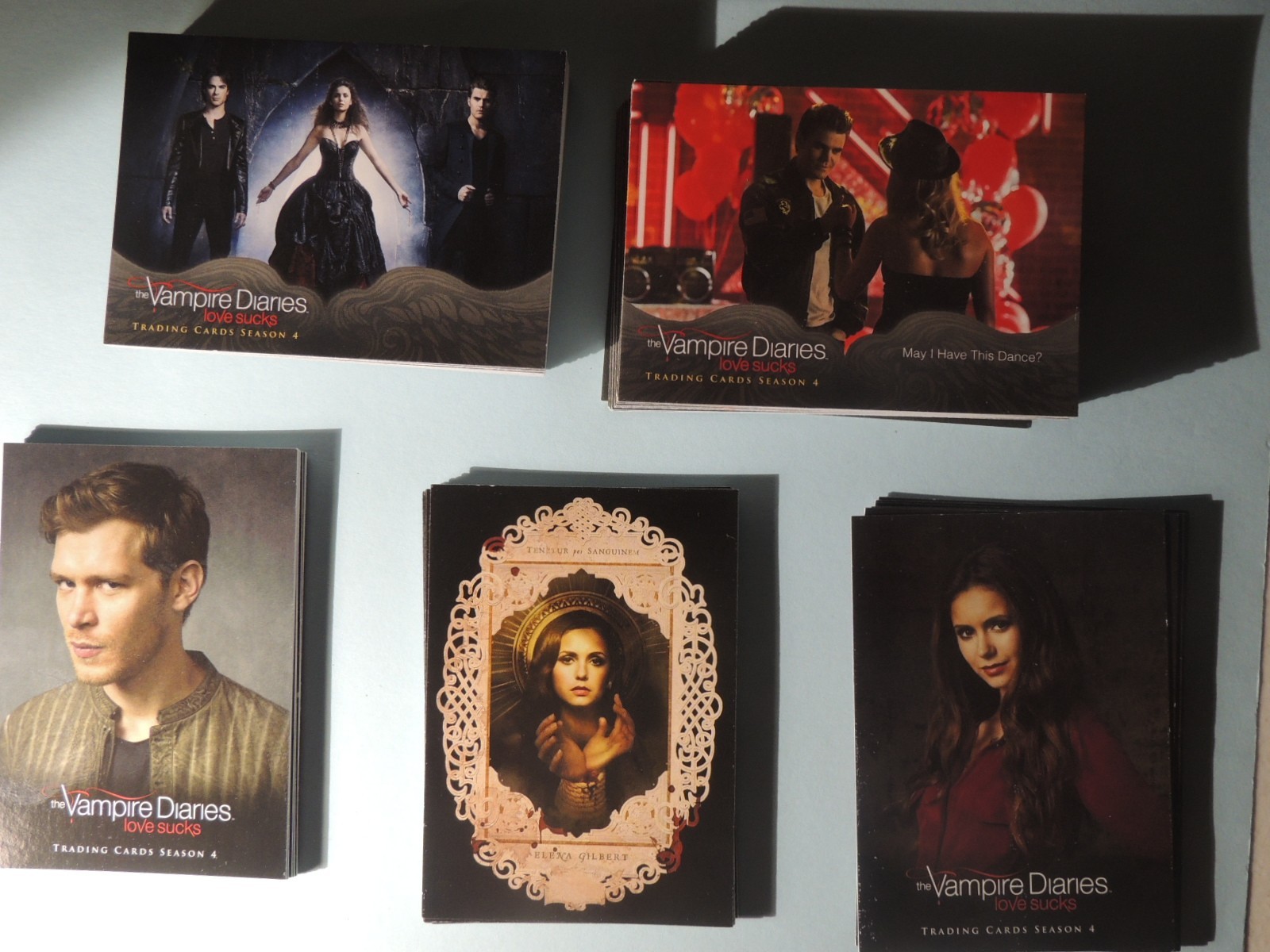 VAMPIRE DIARIES SEASON 4 LOVE SUCKS CARD SET W/ 3 INSERT SETS CRYPTOZOIC 2016