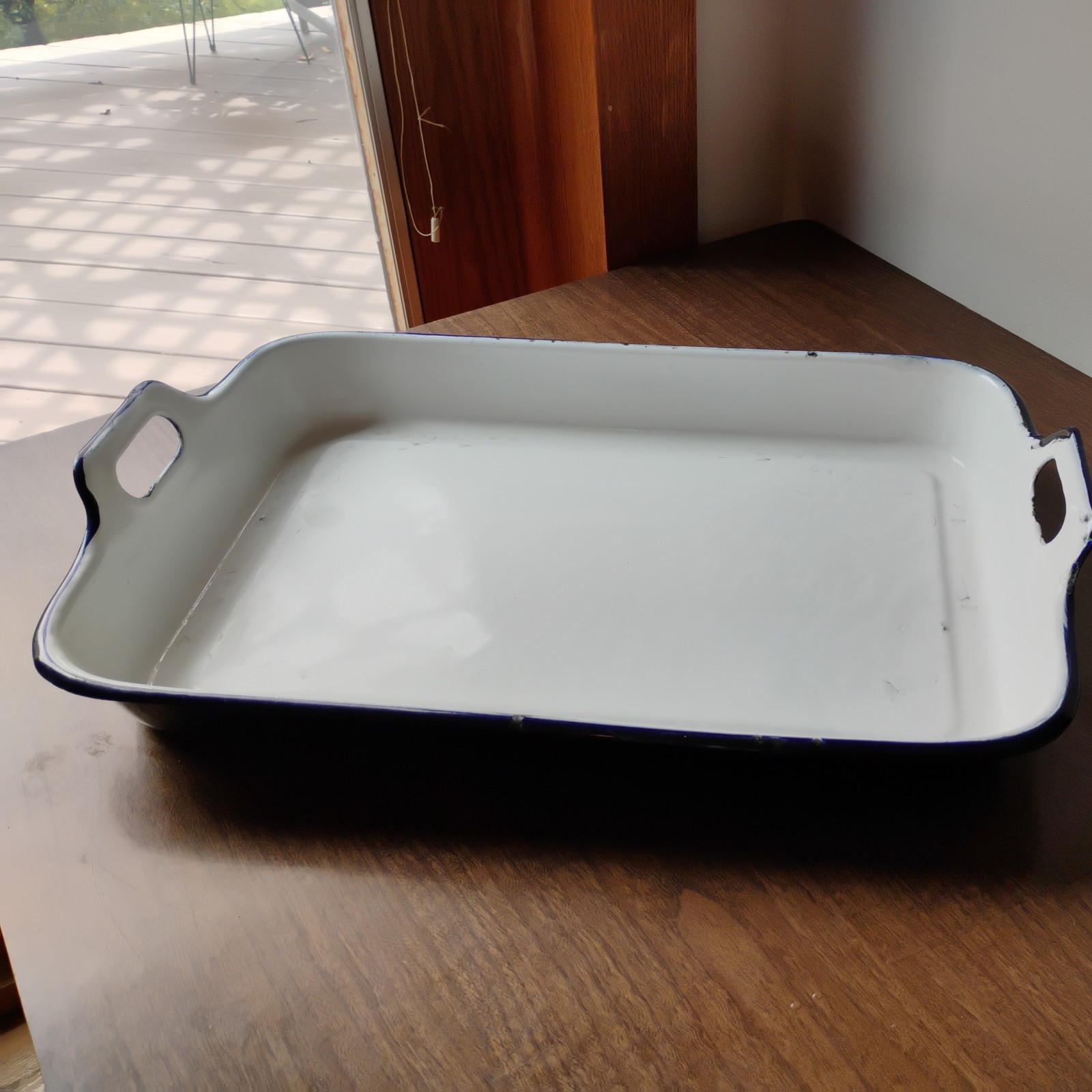 VTG White Enamelware tray cobalt blue 15 x 18.5″ cottage farmhouse shabby chic
