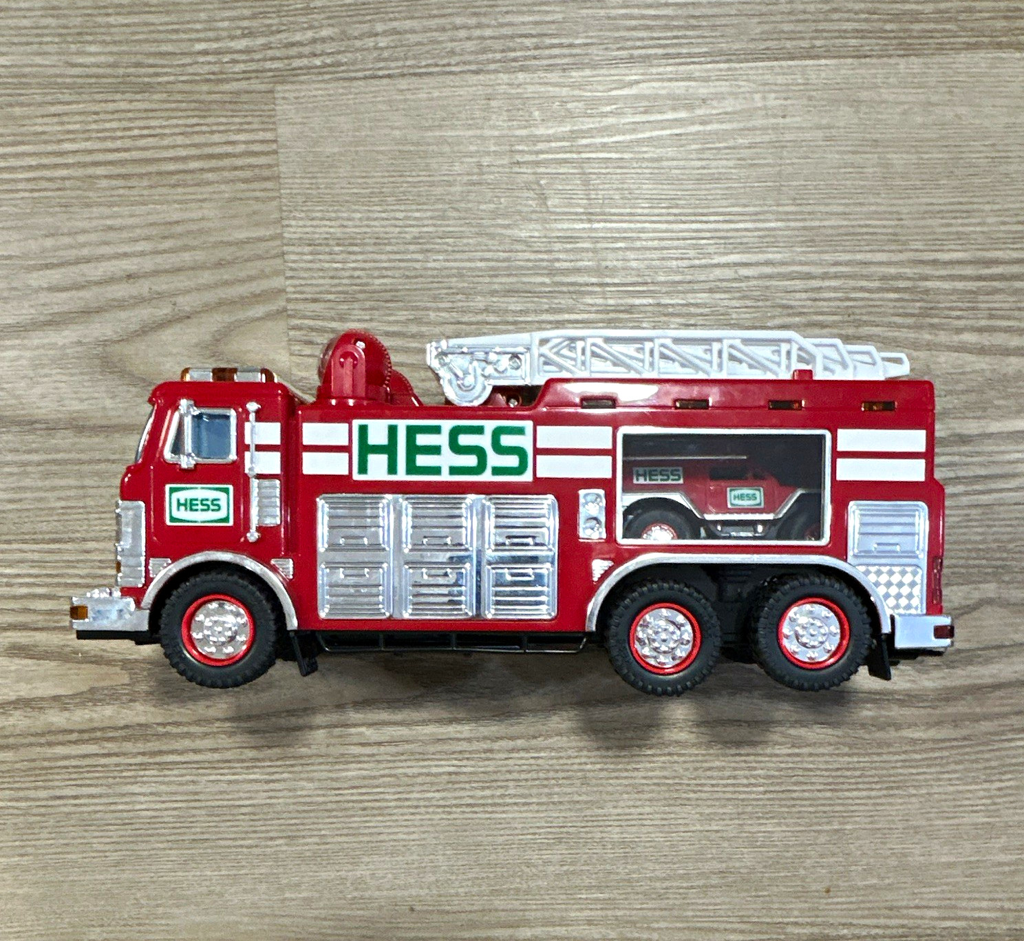 Hess 2005 Red/White Fire Truck with Small Rescue Vehicle, Very Clean