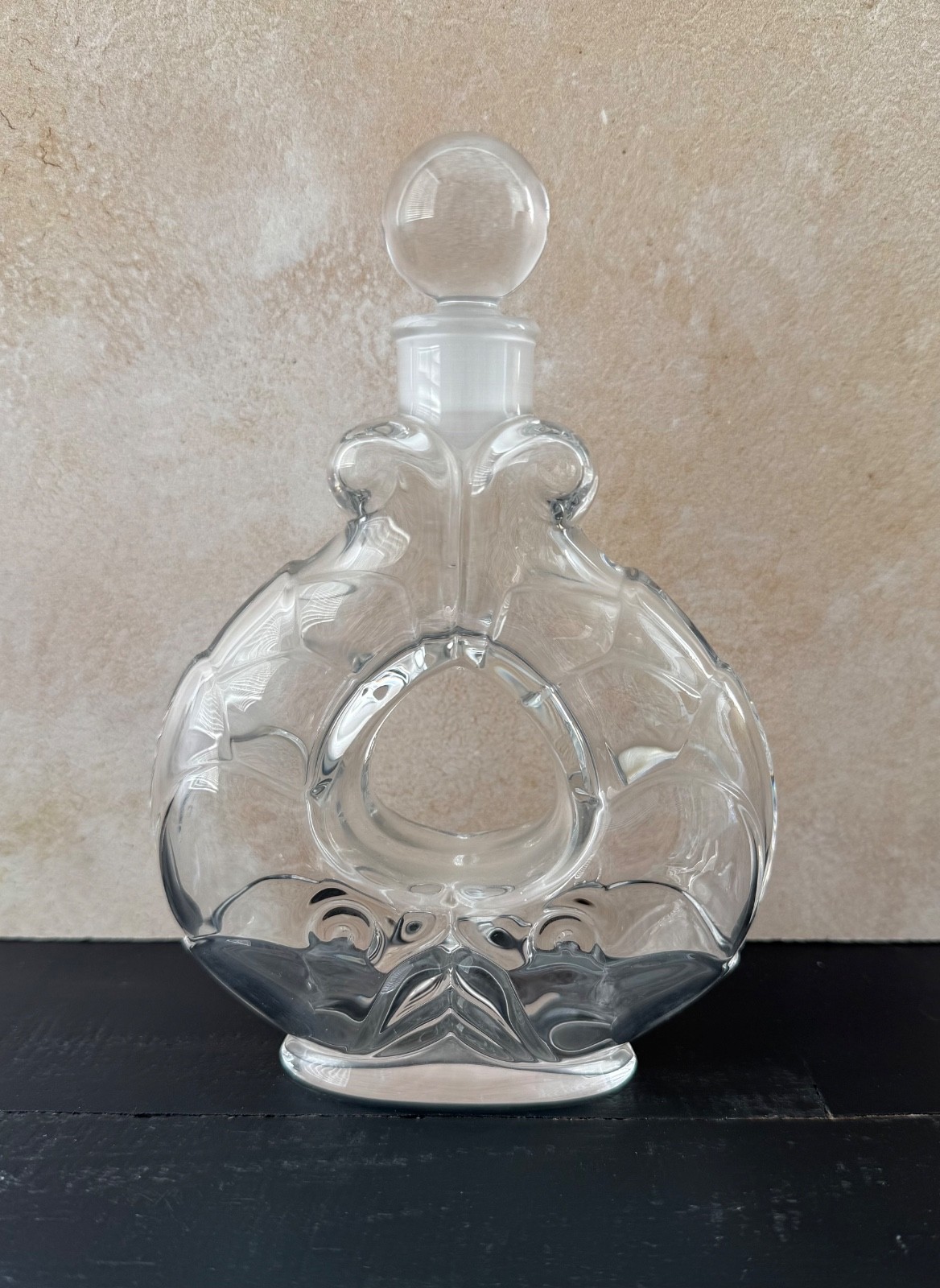 BACCARAT LUBIN L’OCEAN BLEU “KISSING DOLPHINS” PERFUME BOTTLE 6.25” READ PLEASE