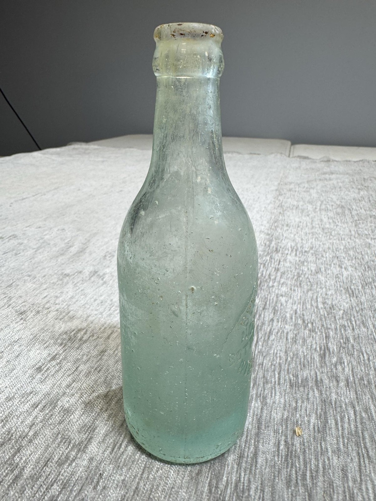 Vintage Behnke Bros Non-Pariel Weyauwega WI Green Glass Soda Bottle Wisconsin
