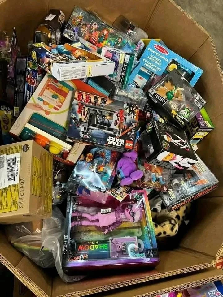 Mega Clearance Lot – Assorted Merchandise Reseller Deal 🔥