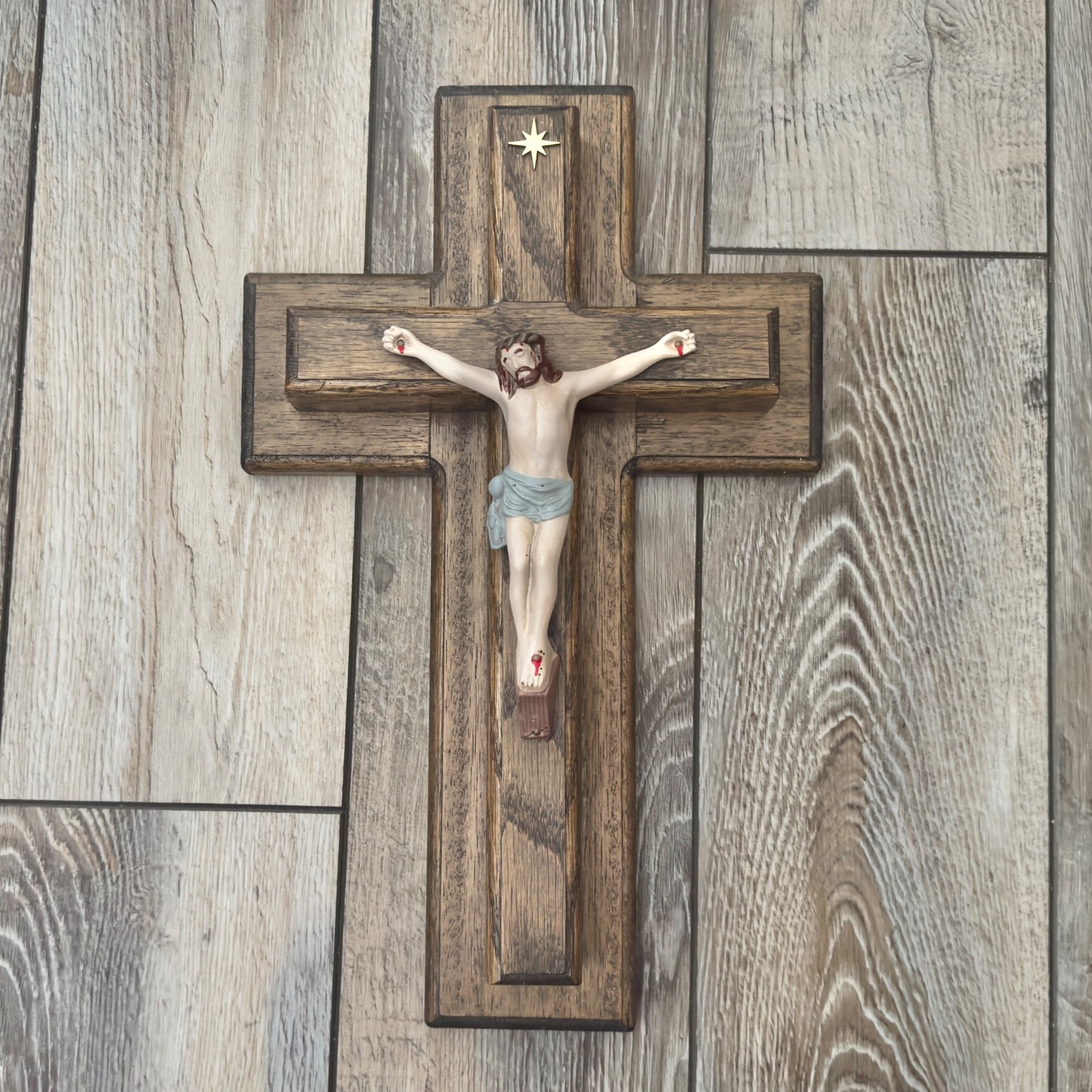 Homemade 16″ Wooden Wall Hanging Crucifix Cross Painted Resin Jesus Christ