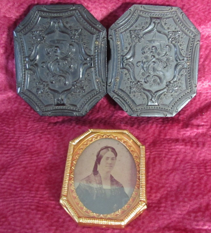 Antique Ambrotype Portrait Woman Samuel Peck & Co. Octagon Union Case Free Ship