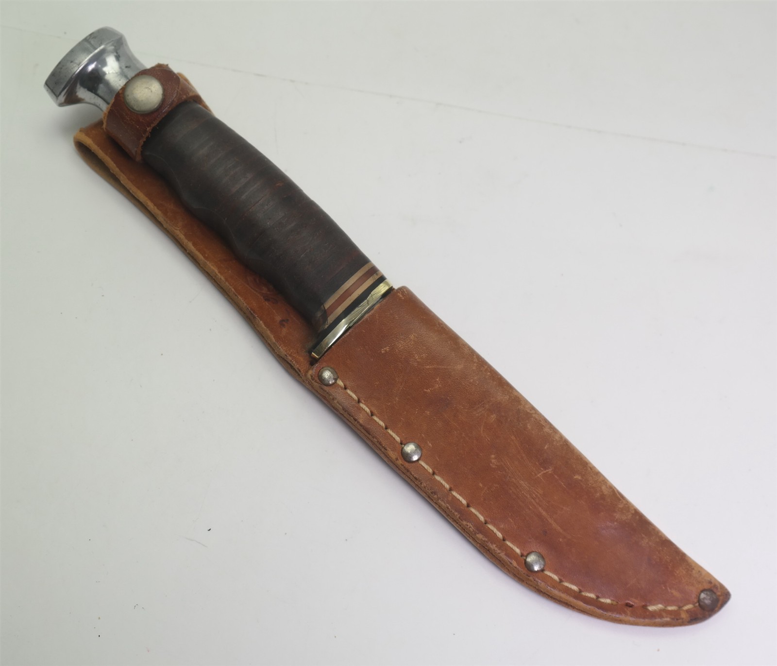 Vtg KA-BAR Hunting knife W/ Sheath 4 1/4″ blade MINT Condition