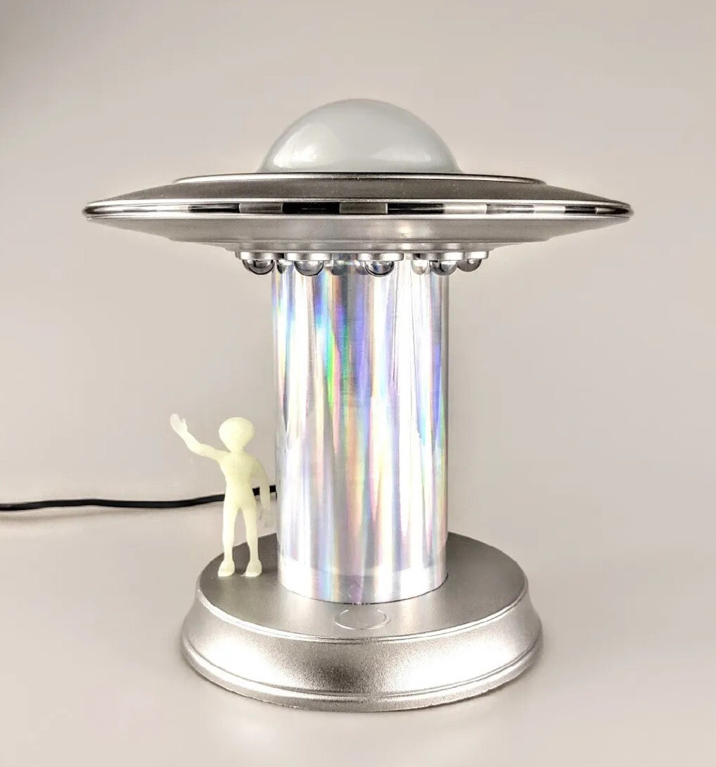 UFO Alien Model Table Lamp Area 51 Roswell Spacecraft LED – Touch sensor