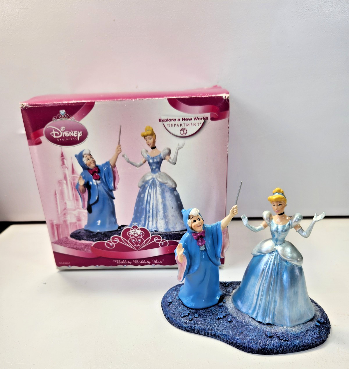 2006 DEPT 56 DISNEY PRINCESS CINDERELLA BIBBITY BOBBITY BOO WITH BOX