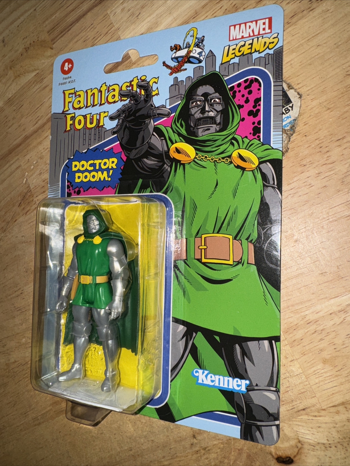 Doctor Doom Super Hero Marvel Comic Legend Toy Dr. Figure Kenner Hasbro Decor