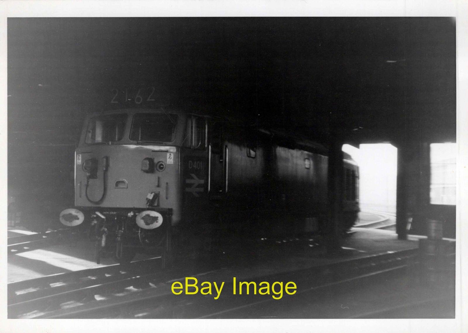 Photo Railway Class 50 D401 unknown shed c1970