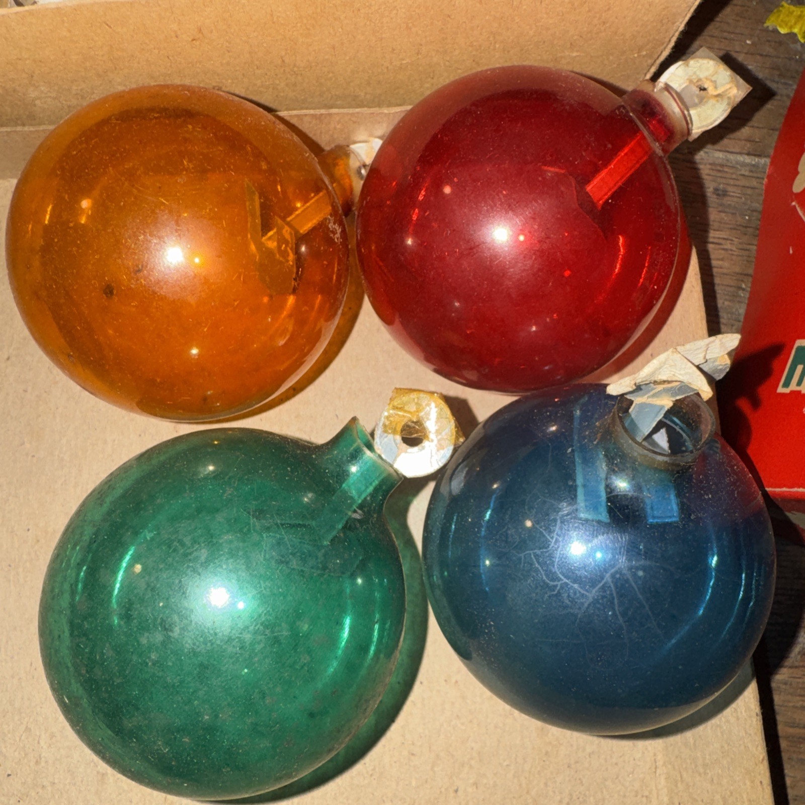 4 Antique Unsilvered Shiny Brite Paper Cap Hanger Glass Christmas Ornament 1950