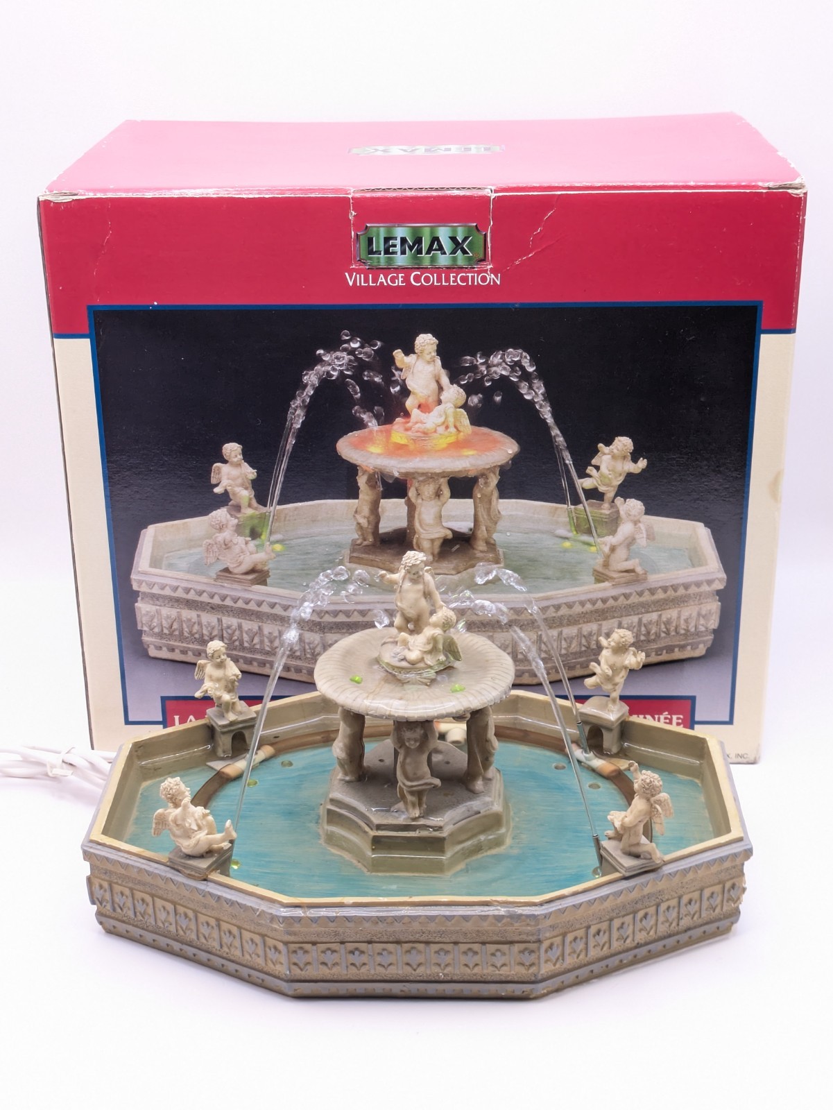 Lemax Lighted Village Square Fountain 2001 16643 Retired Christmas Working READ