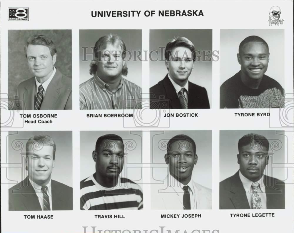 1991 Press Photo University of Nebraska football players and coach – lra51750