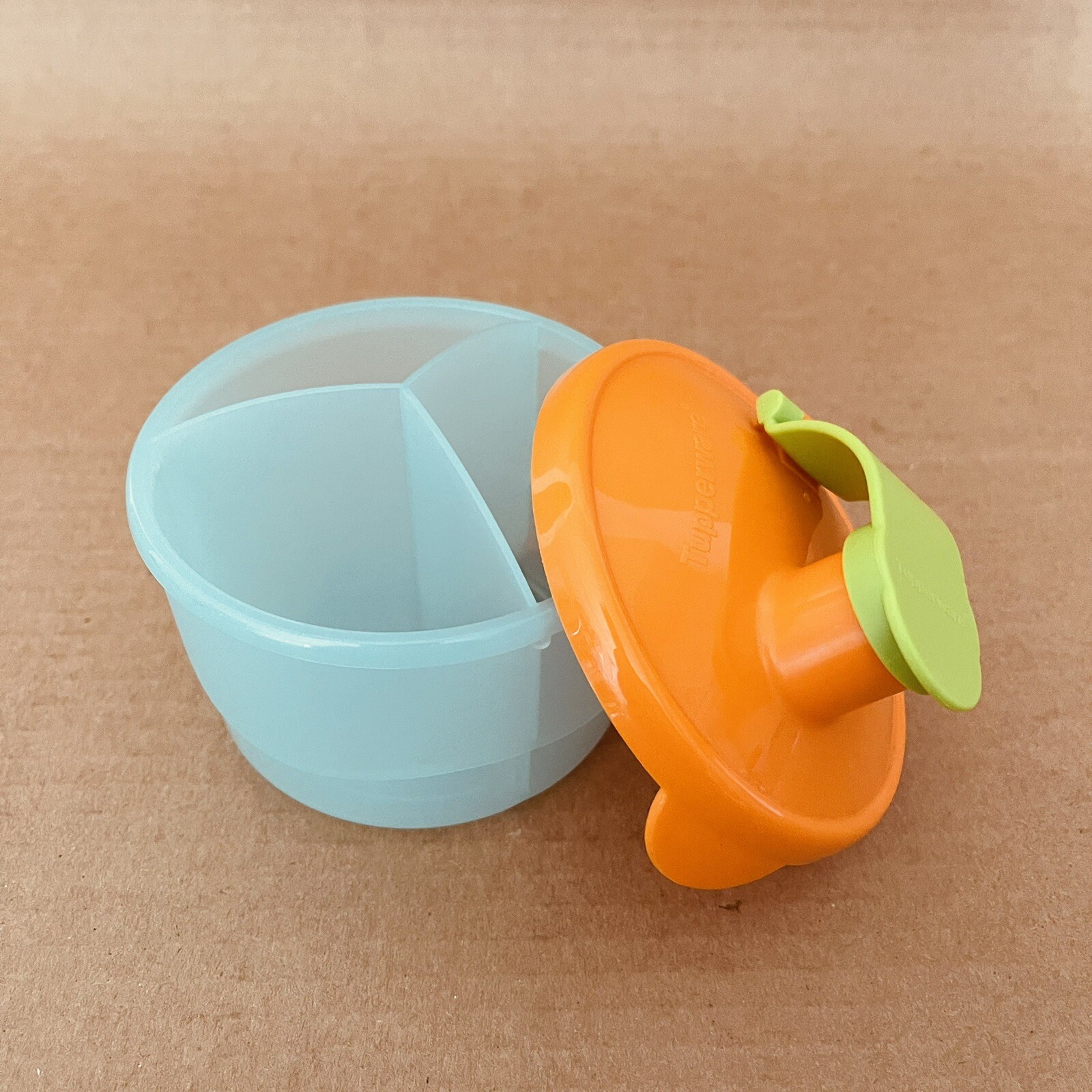 Tupperware Divided Baby Formula Feeder Container Orange Seal 3552 Powdered Milk