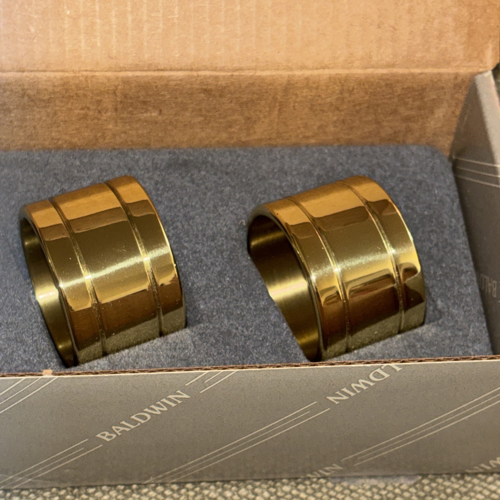 BALDWIN Napkin Rings Devon Polished Brass Set of 4 #7534 Original Box.