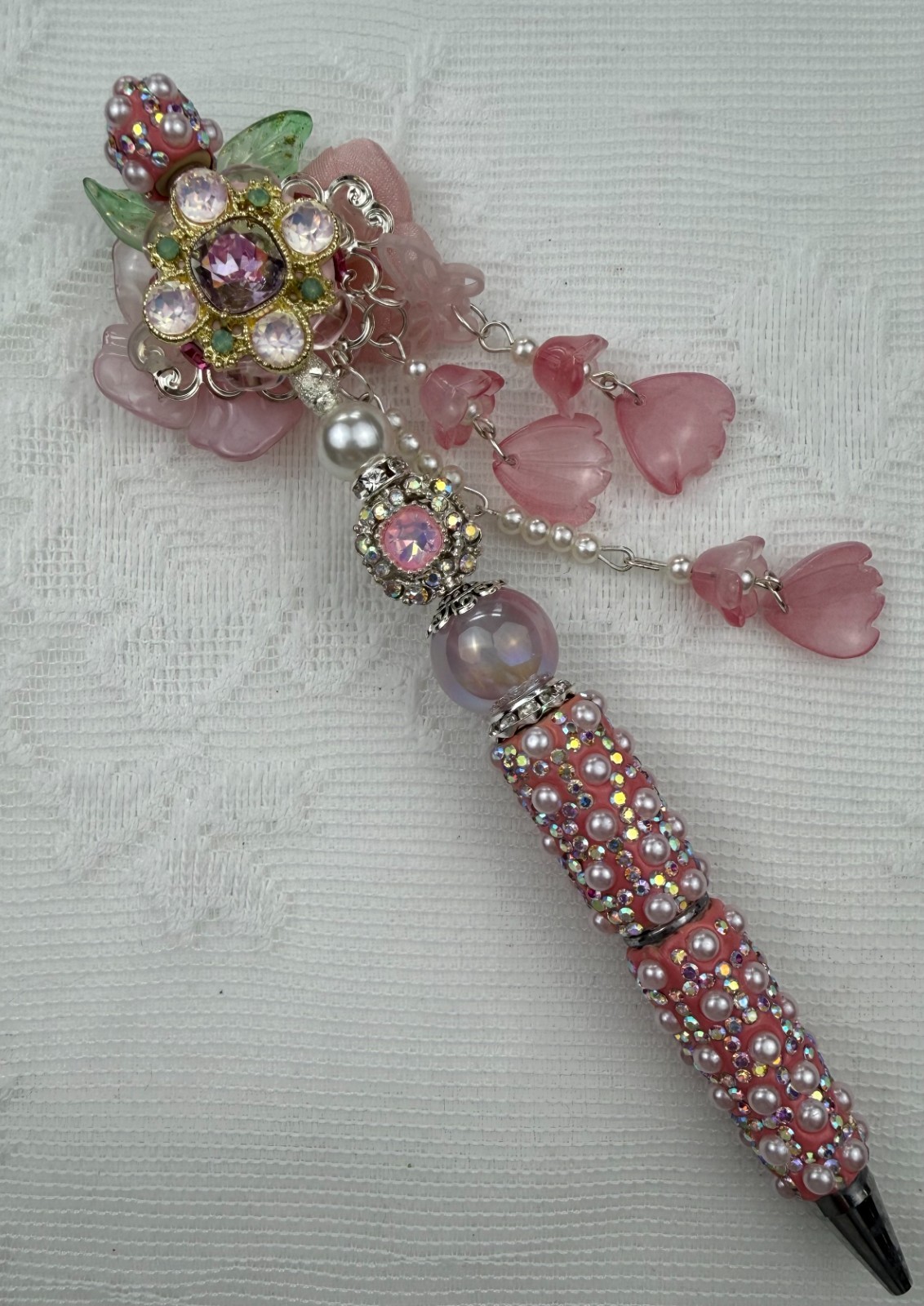 Custom beaded pens. Springtime floral! Gifts. Basket filler. Journal. Collect!