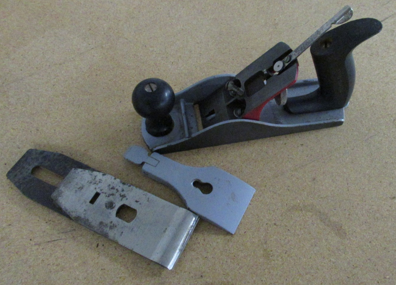 Vintage Millers Falls 302 9 1/4″ Long Wood Plane Made in USA