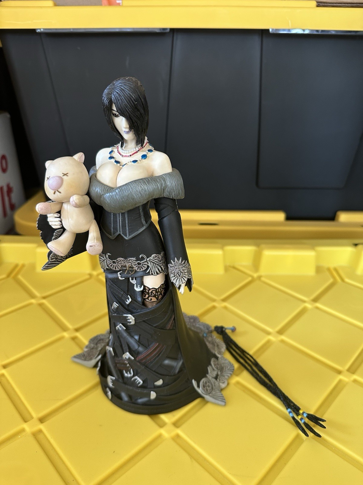 Final Fantasy Lulu & Moogle PVC Figure (Please Read Description)