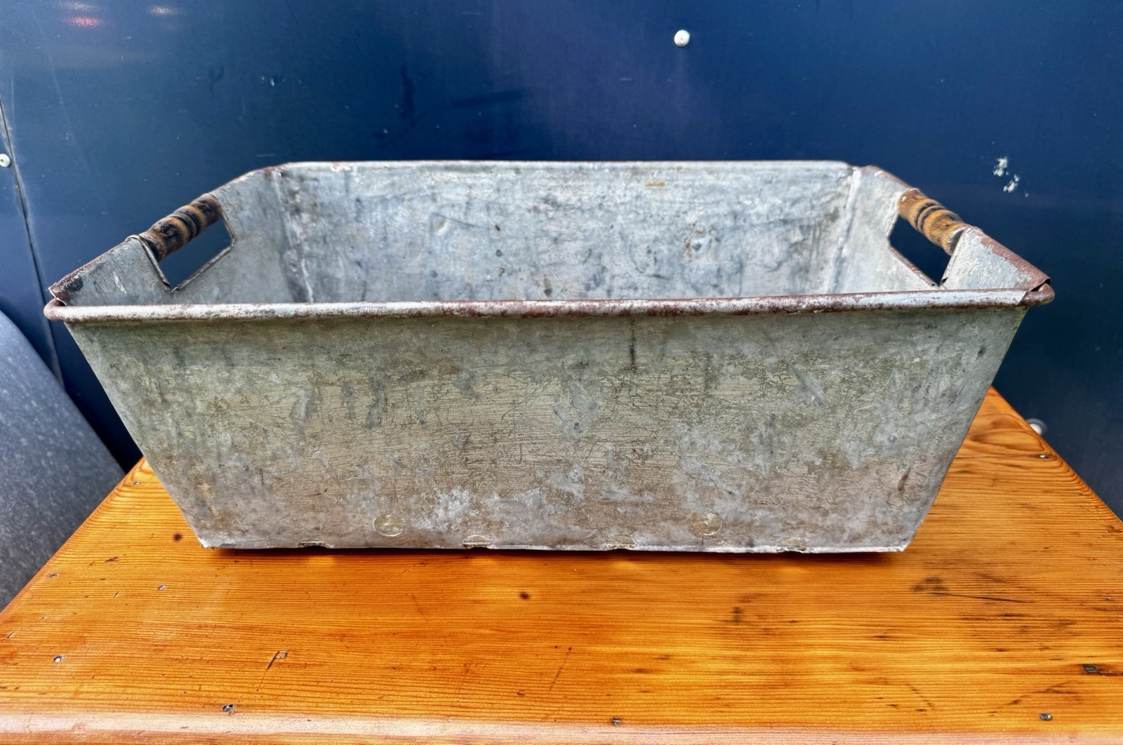 Vintage GALVANIZED METAL FARM BASKET WORKS LAFAYETTE INDIANA WOOD HANDLE CARRIER