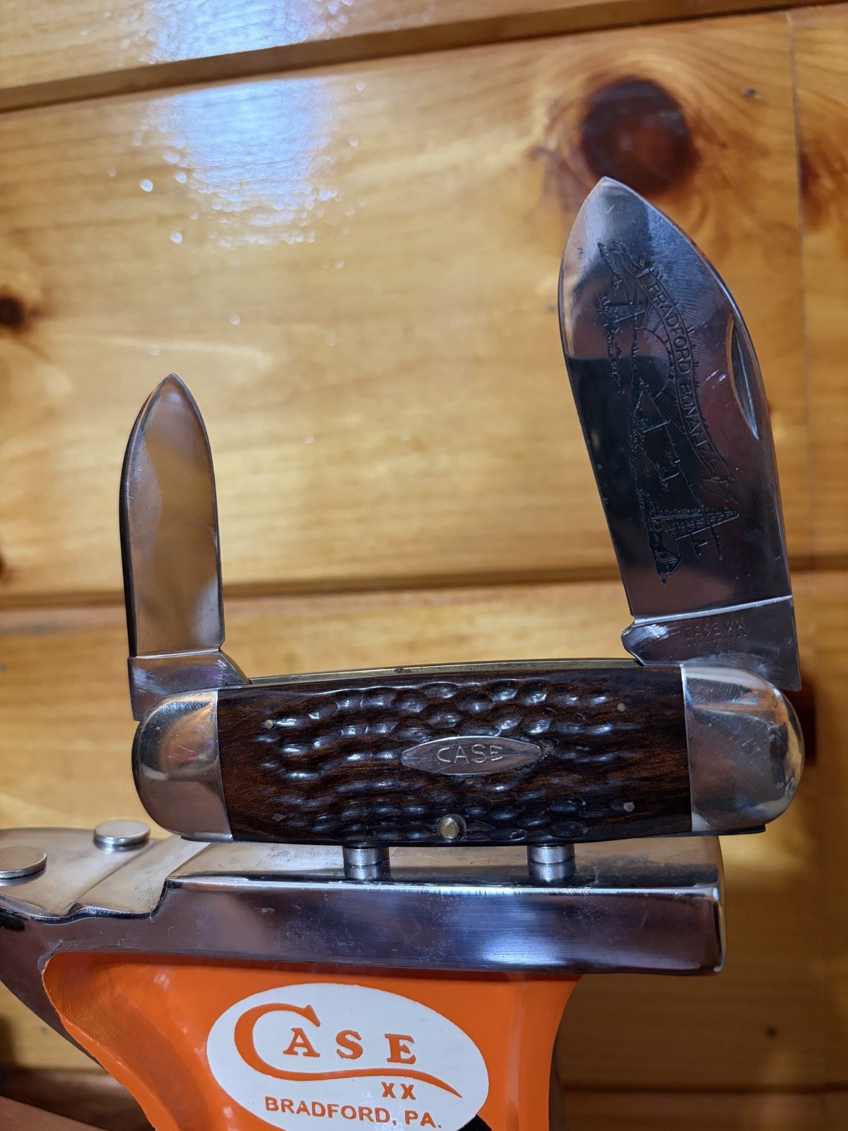 Case XX 6250 Elephant toe