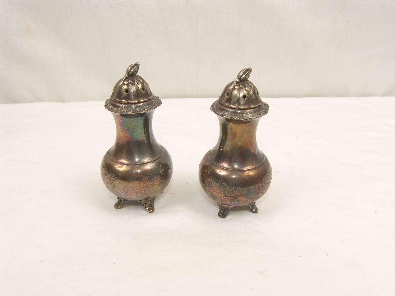 Ascot Sheffield Design Reproduction Salt & Pepper Shakers Community Silver Plate