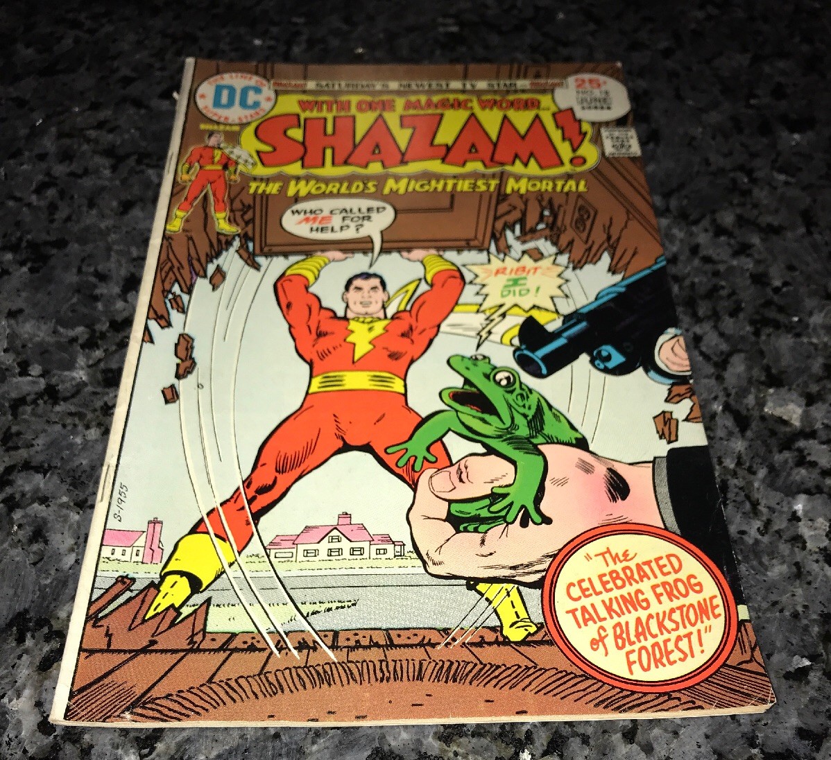 SHAZAM! #18 BRONZE AGE COMIC NEW MOVIE COMING TRACING ON TITLE SEE MY OTHERS!!