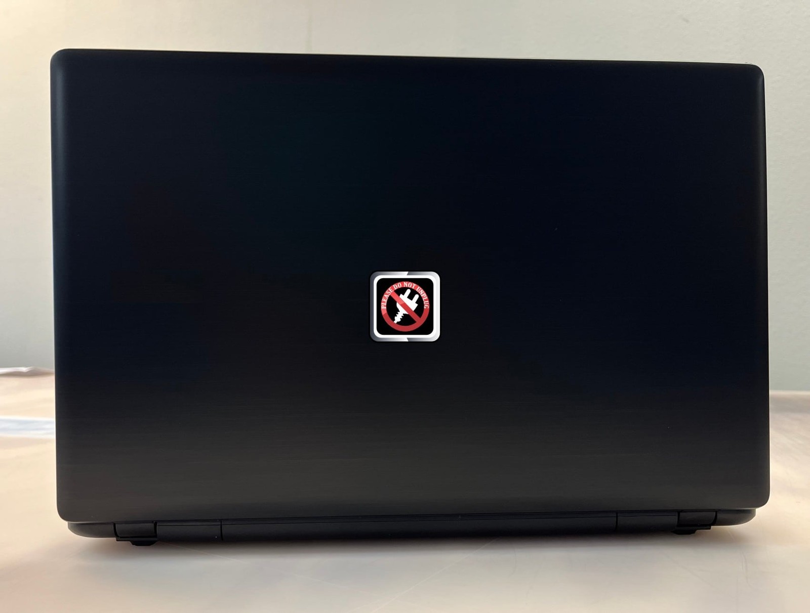 StickerTalk Please Do Not Unplug Stickers, 1.5 inches x 1.5 inches