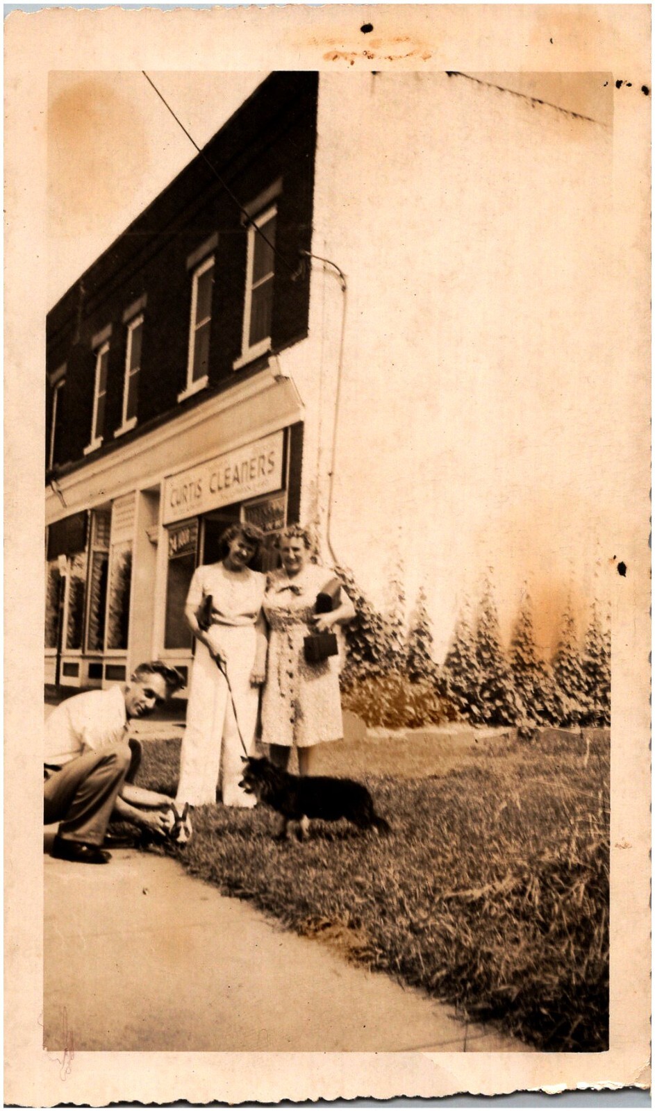 Family Snapshot by Curtis Cleaners Laundry Unknown Location 1950s Found Photo