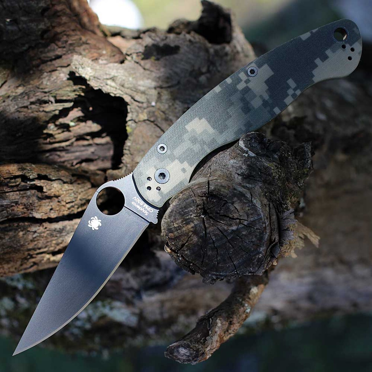 SPYDERCO MILITARY 2 COMPRESSION LOCK FOLDING KNIFE CAMO G10 CPM-S30V C36GPCMOBK2