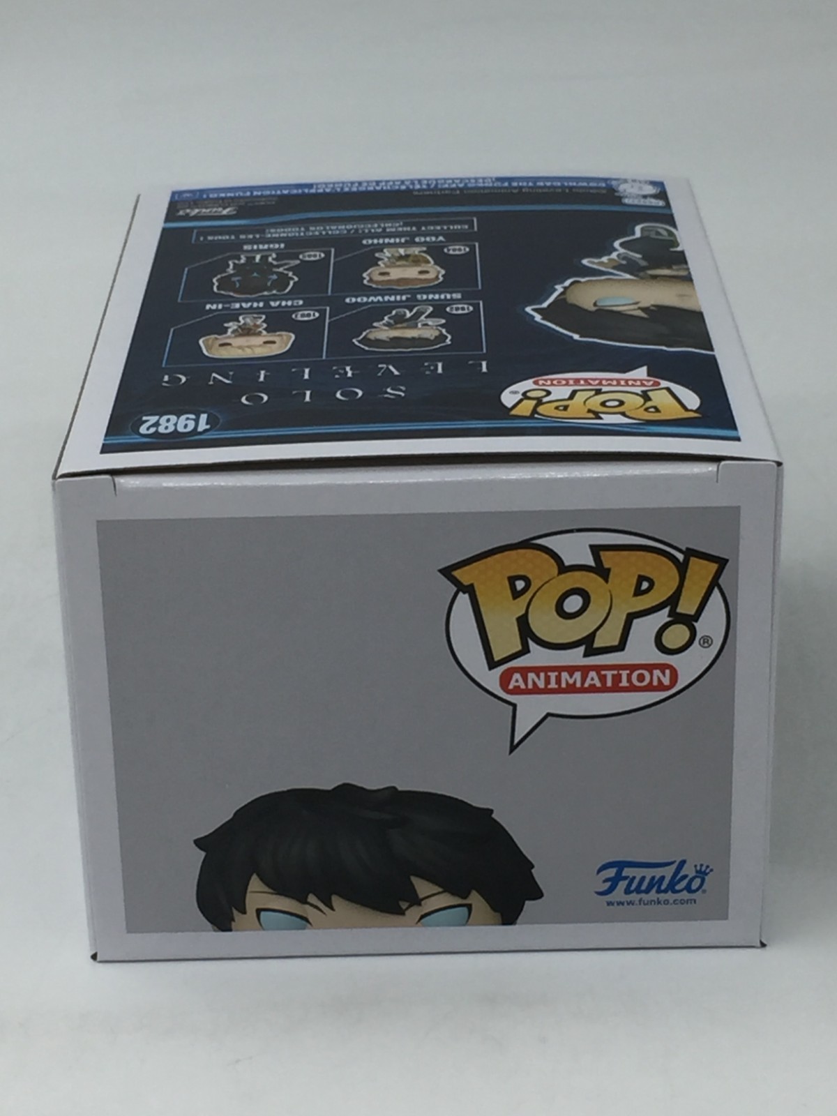 Funko Pop! Animation Solo Leveling Sung JinWoo #1982 Common With Pop Protector