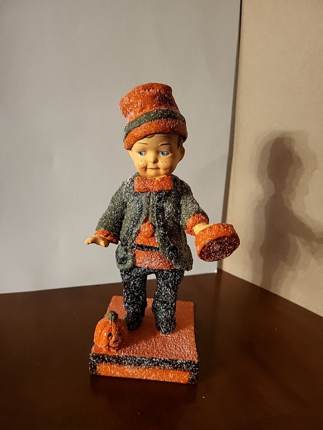 Margaret Haire KITSCHY Halloween Barnaby’s Bowtie Figurine, Fall Art