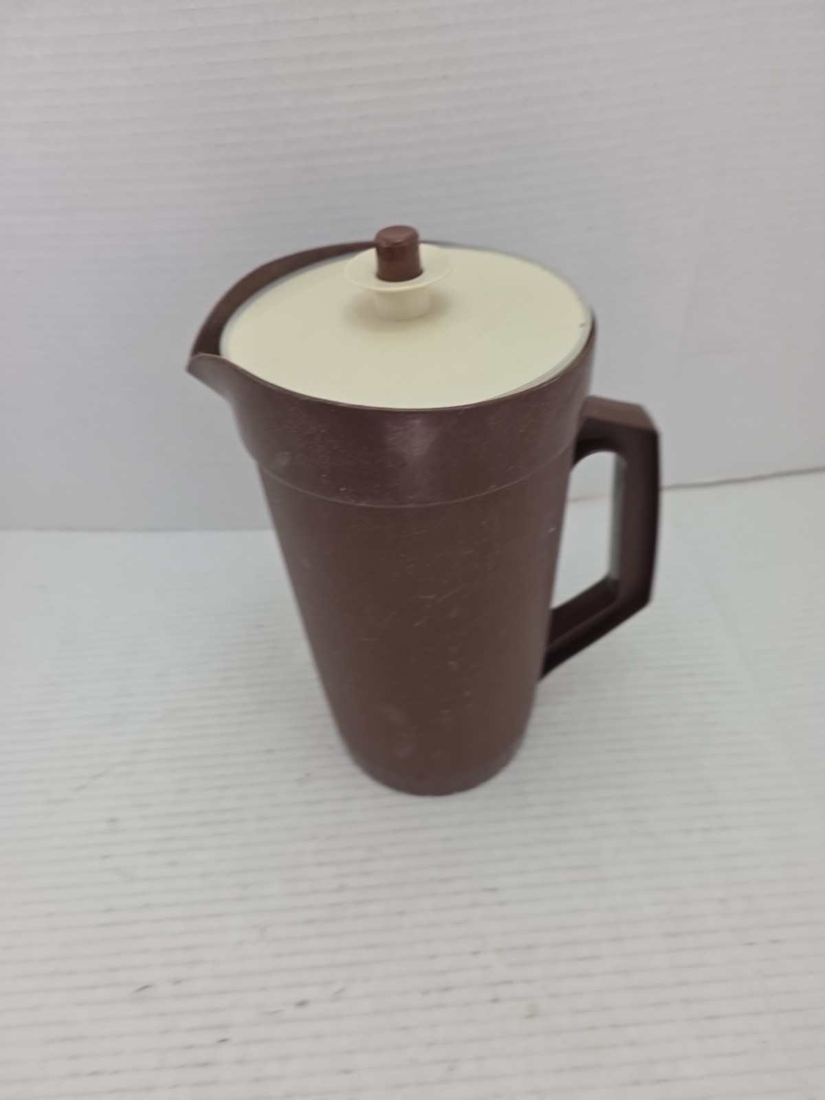 Vintage Tupperware Brown Pitcher with Push Button Cream Lid 800-6