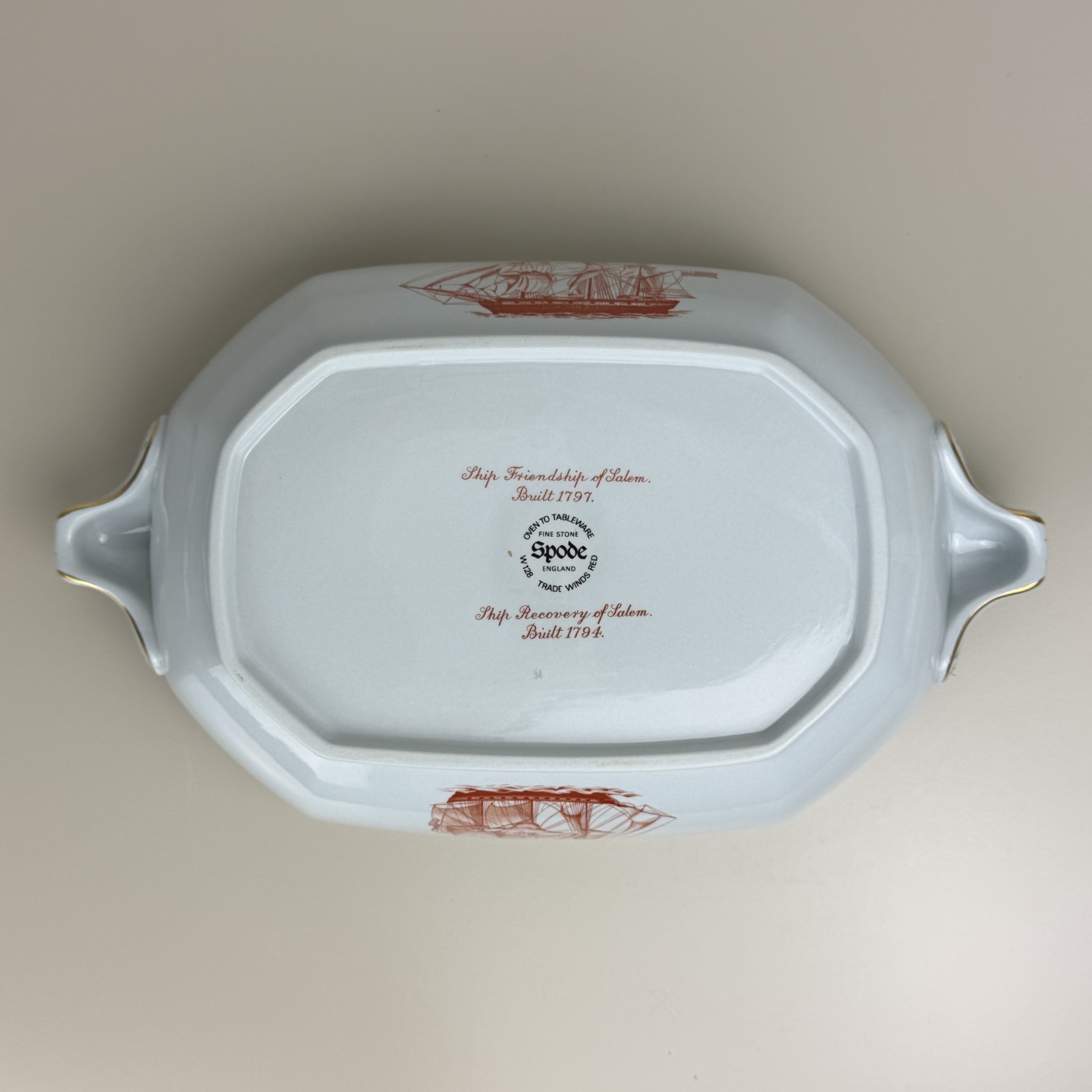 SPODE Copeland Red Gold Trim Ship TRADE WINDS 11 1/8″ Covered Vegetable Tureen