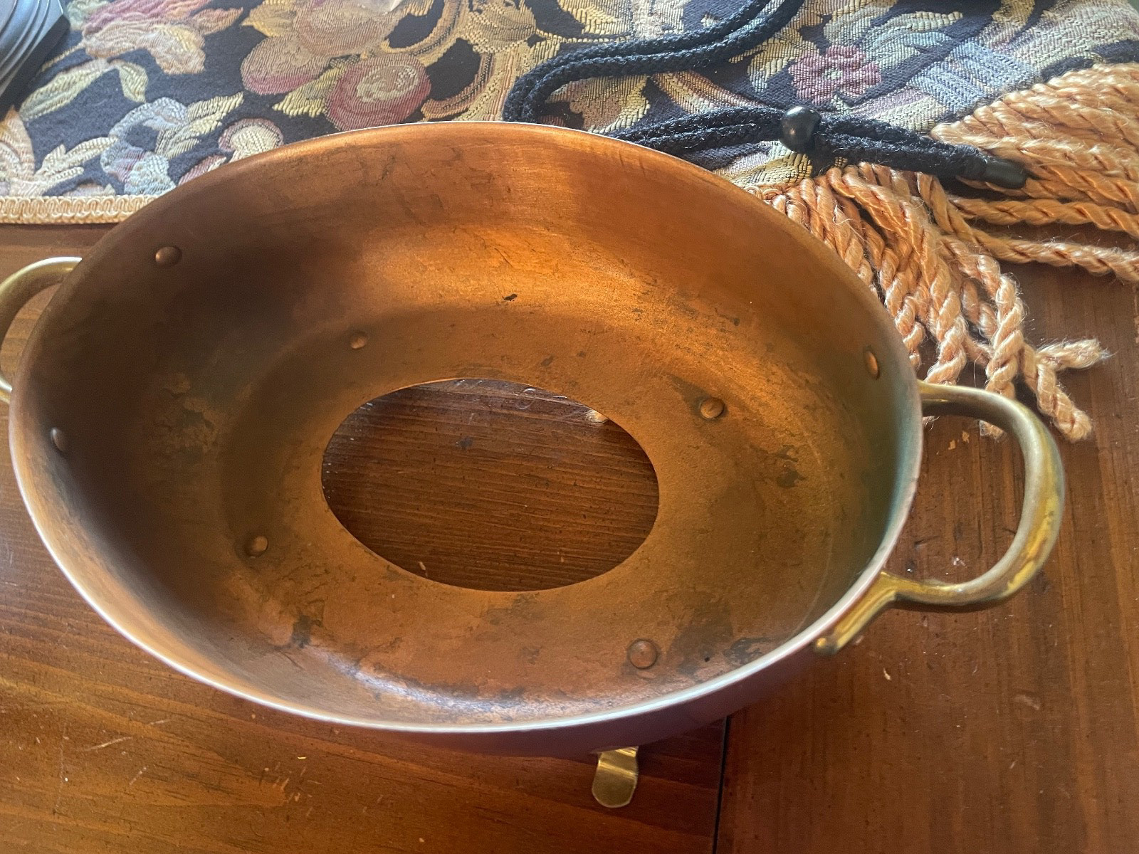 Oval Copper Serving Casserole Dish Holder Only – 9 7/8 x 6 7/8 “dish fits in