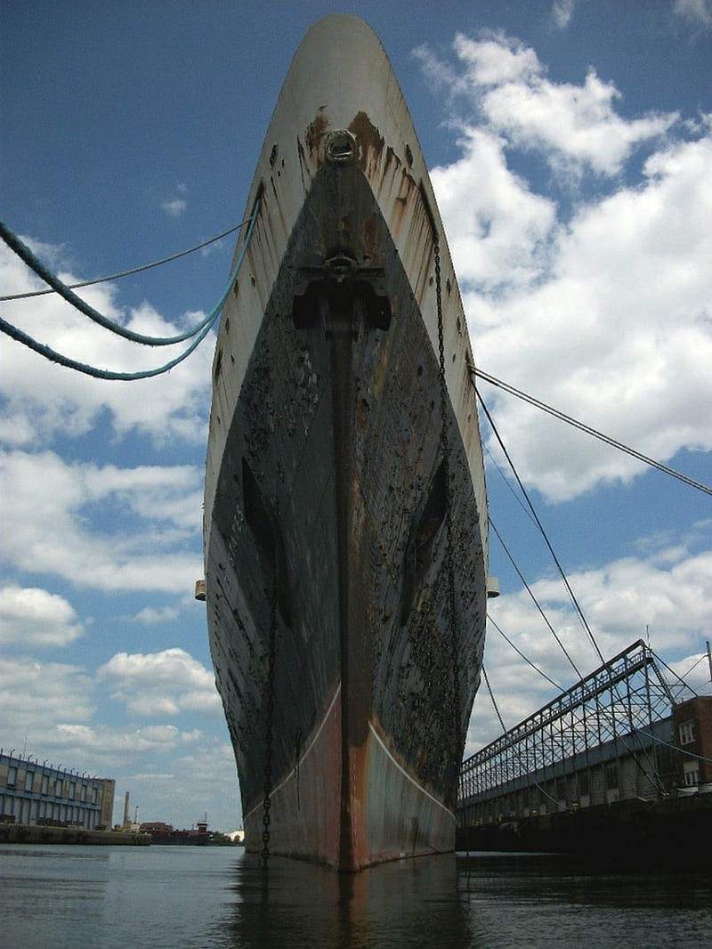 SS UNITED STATES LUXURY PASSENGER LINER US LINES – THE BOW