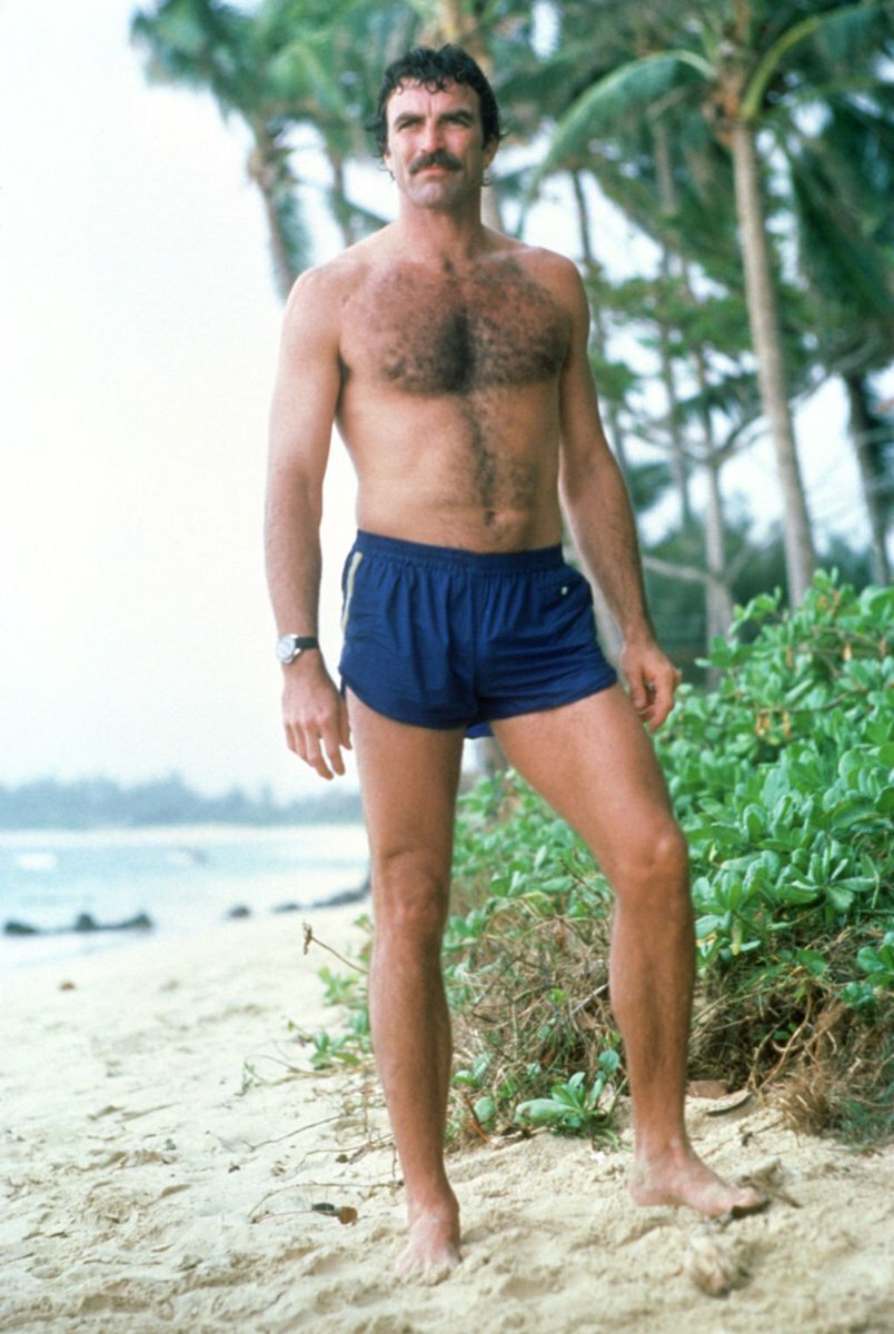 Tom Selleck Magnum P.I. 1980’s 11.7×16.5 Glossy Photo Poster