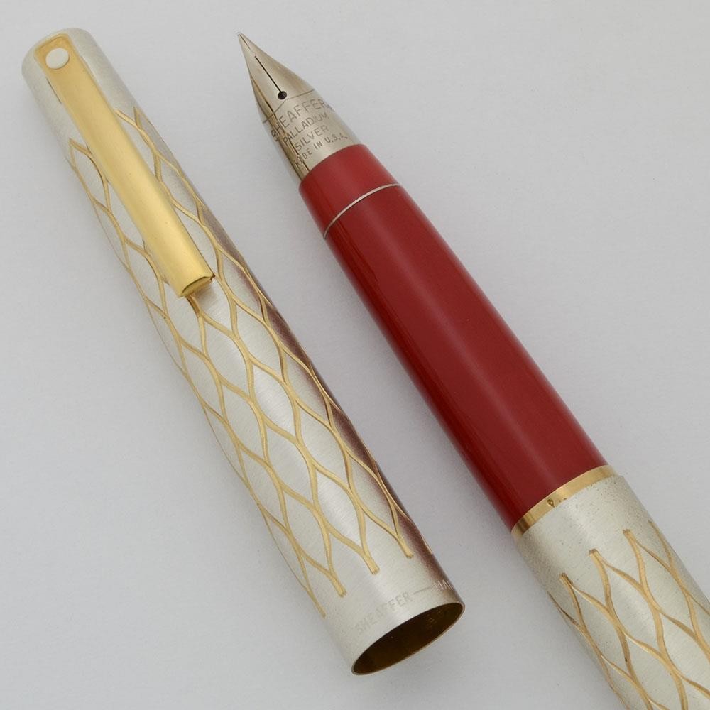 Lady Sheaffer 642 Fountain Pen (’75) – Satin Tulle, Extra Fine Triumph Nib (New)