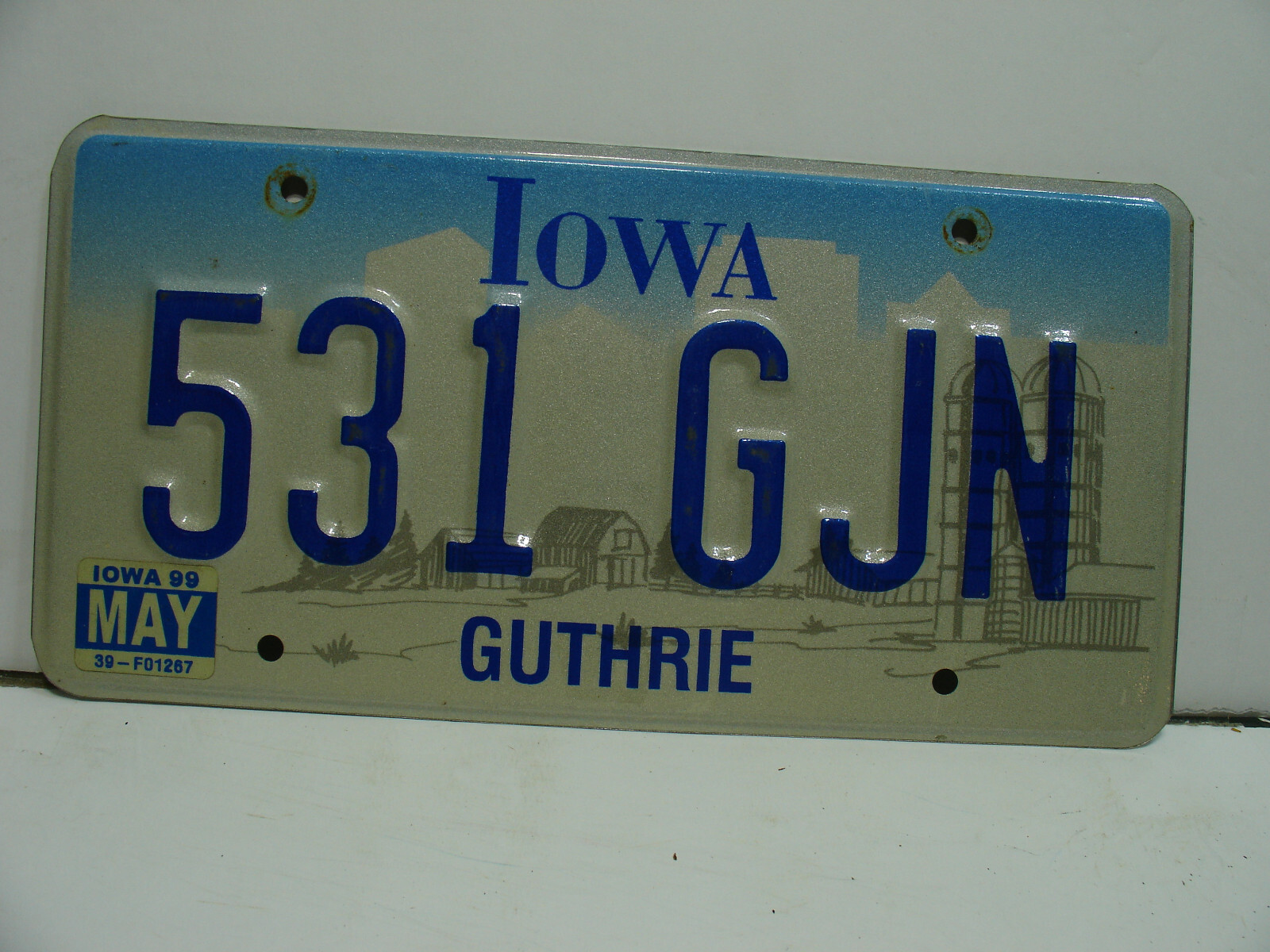 1999 Iowa License Plate 531 GLN GUTHRIE Vintage as5311