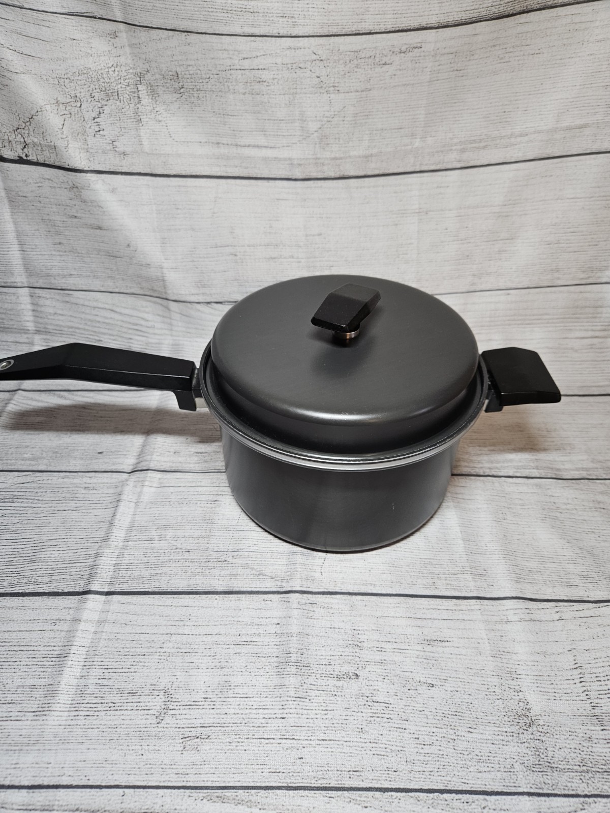 West Bend Miracle Maid 8.25″ Sauce Pan With Lid Anodized Aluminum Gray-4.5″ Deep