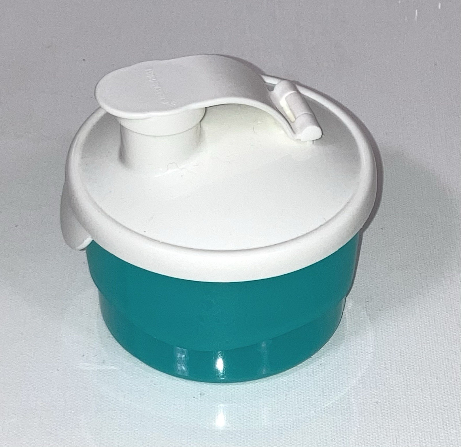 Tupperware Divided Baby Formula Feeder Container #3552